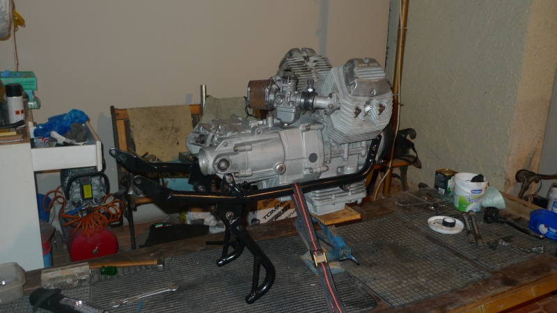 4_Engine_lower_frame_assembled.jpg